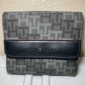 Tommy Hilfiger Gray & Black Monogram Trifold Wallet